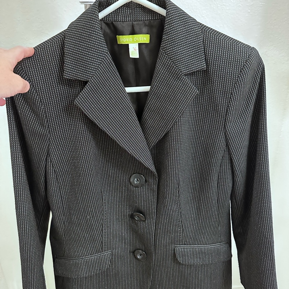 Sigrid Olsen Charcoal Pinstripe Blazer size 4
